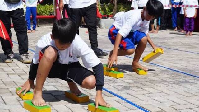 Cara Sekolah Dasar Mendorong Anak Aktif Bermain dan Belajar